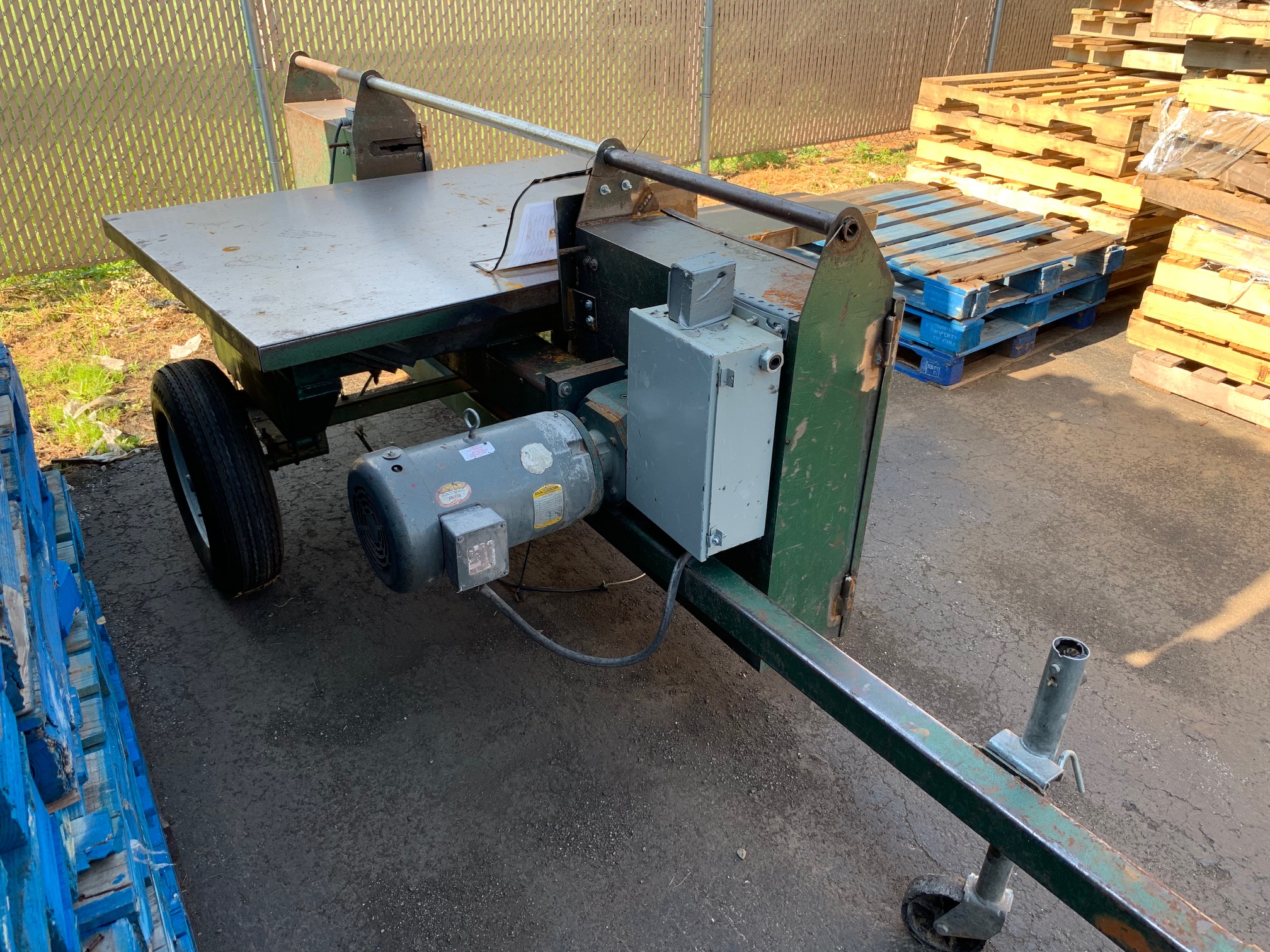 PRS Group Inc Pallet Repair Recycling Equipment and Supplies